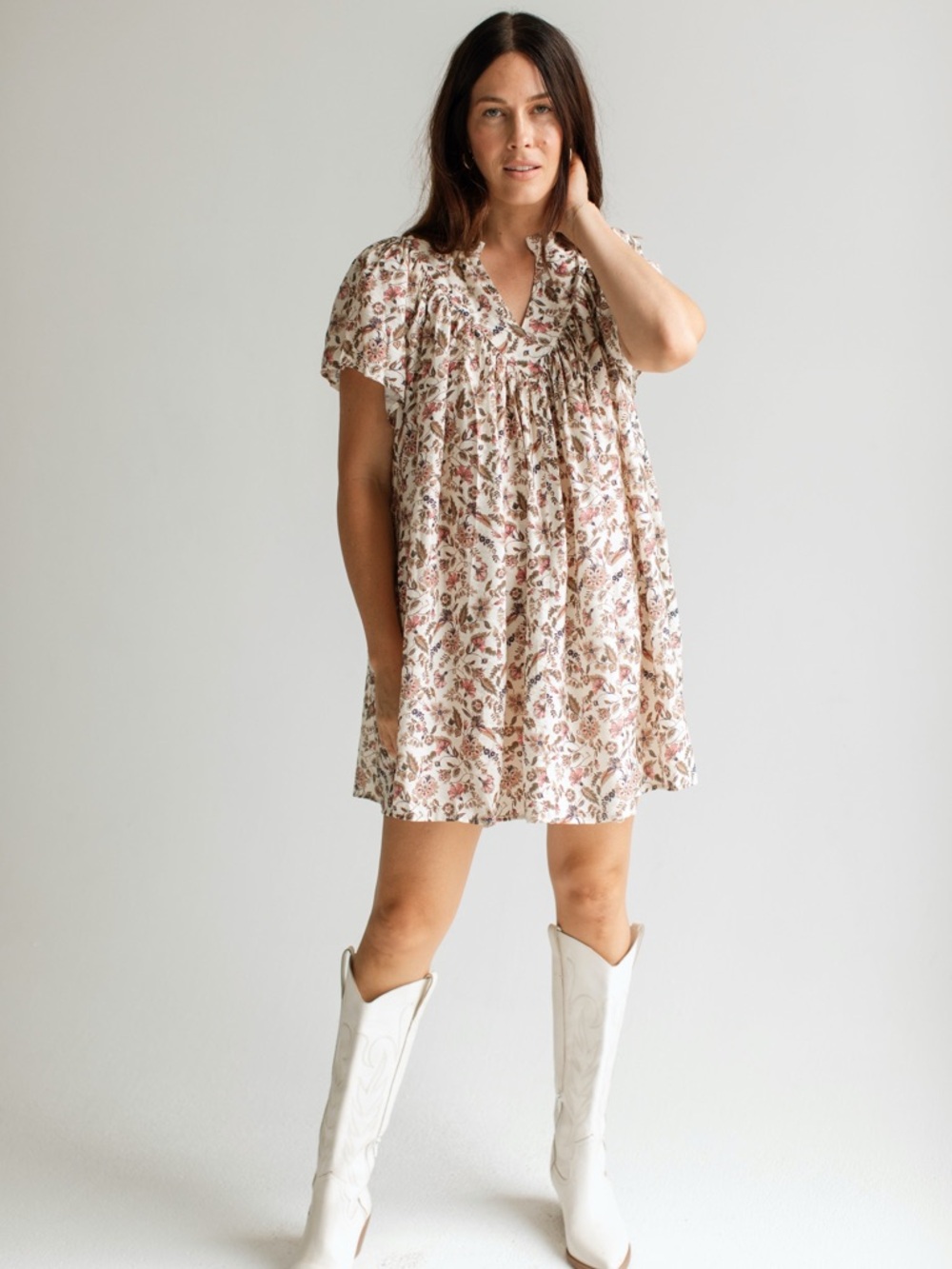 Carly Jean Paisley Floral Cream Short-Sleeve V-Neck Women’s Dress